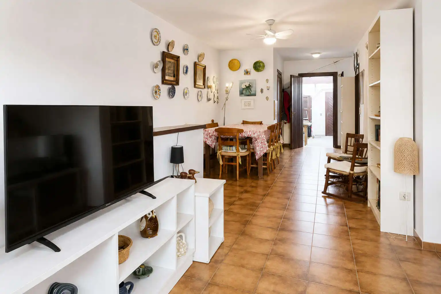 Wohnzimmer von Einfamilien-Reihenhaus zur Miete in Capdepera mit Terrasse und Möbliert
