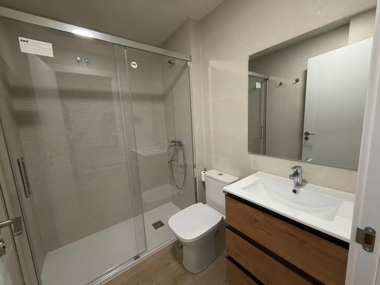 Badezimmer von Wohnung zur Miete in Brunete mit Klimaanlage, Heizung und Abstellraum