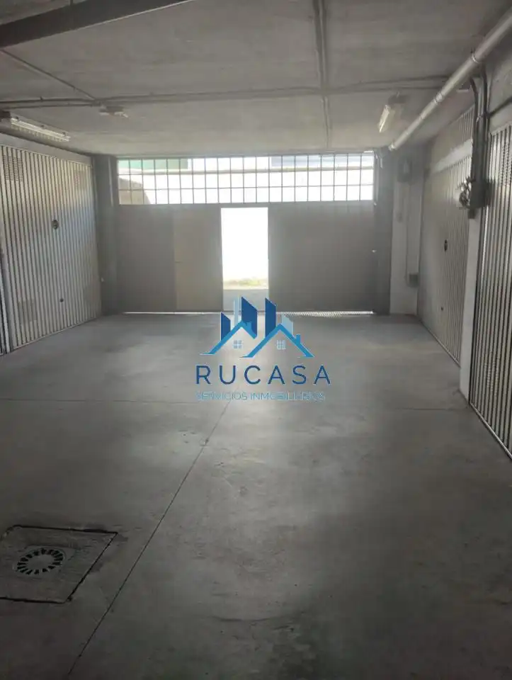 Garaje en venta en De Bilbao, Sierrapando