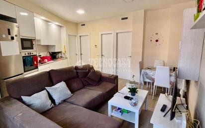 Living room of Flat for sale in  Madrid Capital  with Air Conditioner and Heating