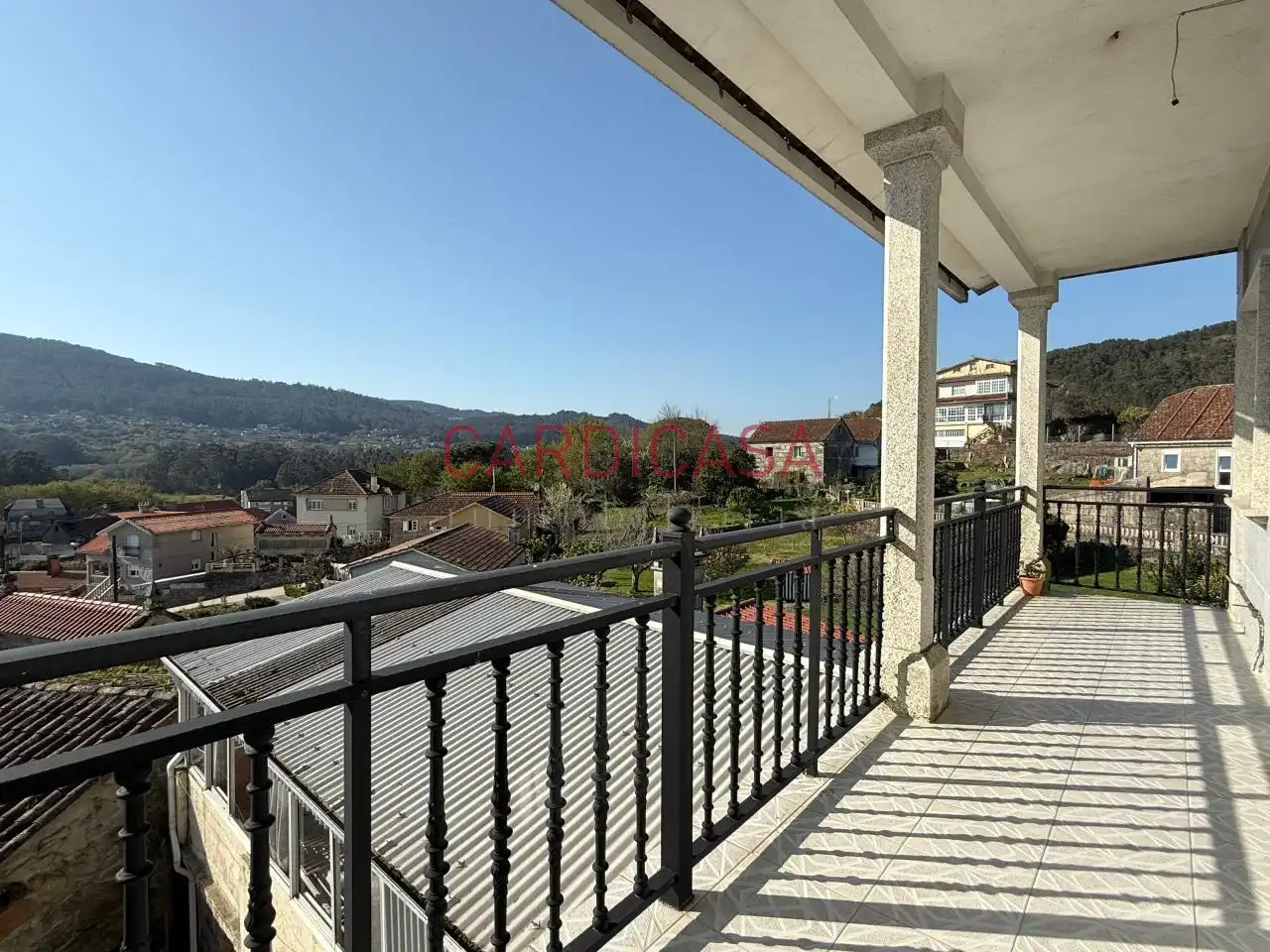 Vista exterior de Casa o xalet en venda en Vilaboa amb Calefacció, Jardí privat i Terrassa