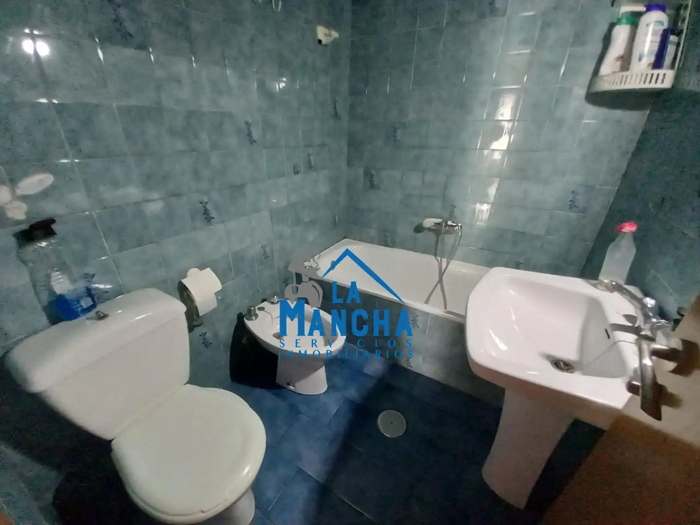 Bathroom of Flat for sale in Albacete  with Storage room and Balcony