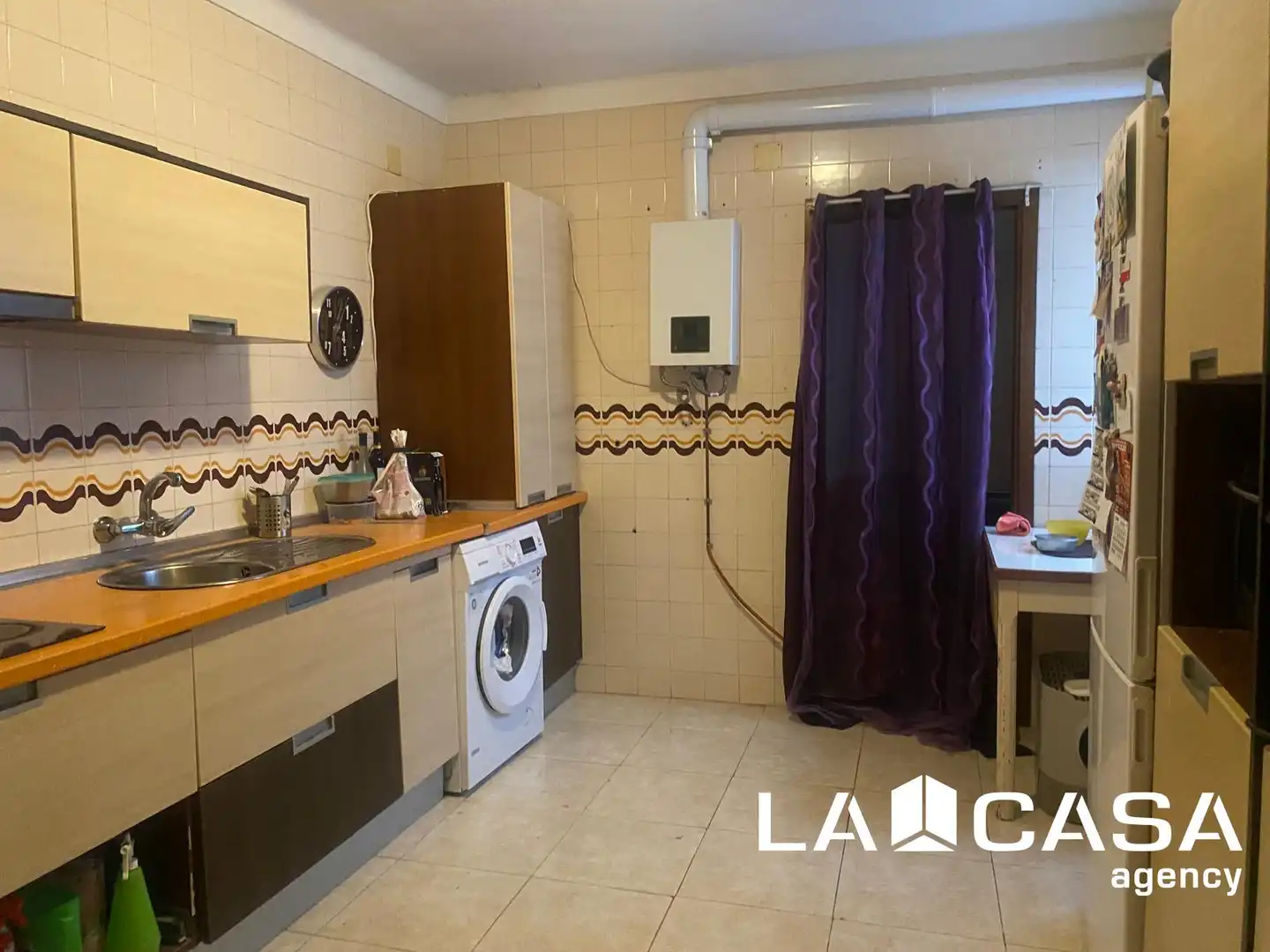 Küche von Wohnung zum Verkauf in Dos Hermanas mit Klimaanlage und Terrasse