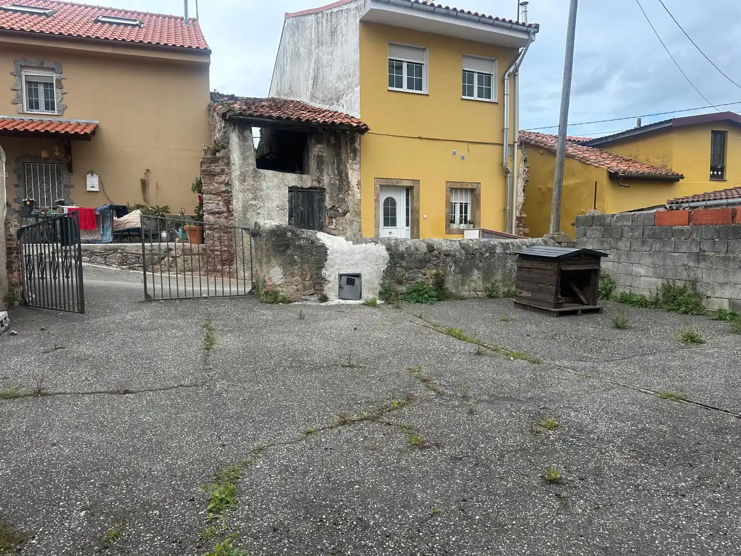 Exterior view of Country homes for sale in Castrillón  with Private garden