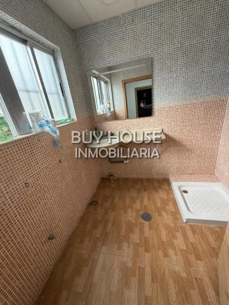 Fabrikhallen zur Miete in Yuncos