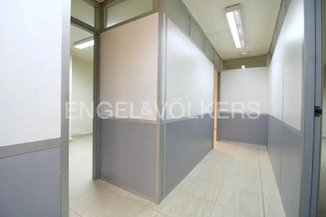 Office space for sale in Carrer la Parra, imagen 7