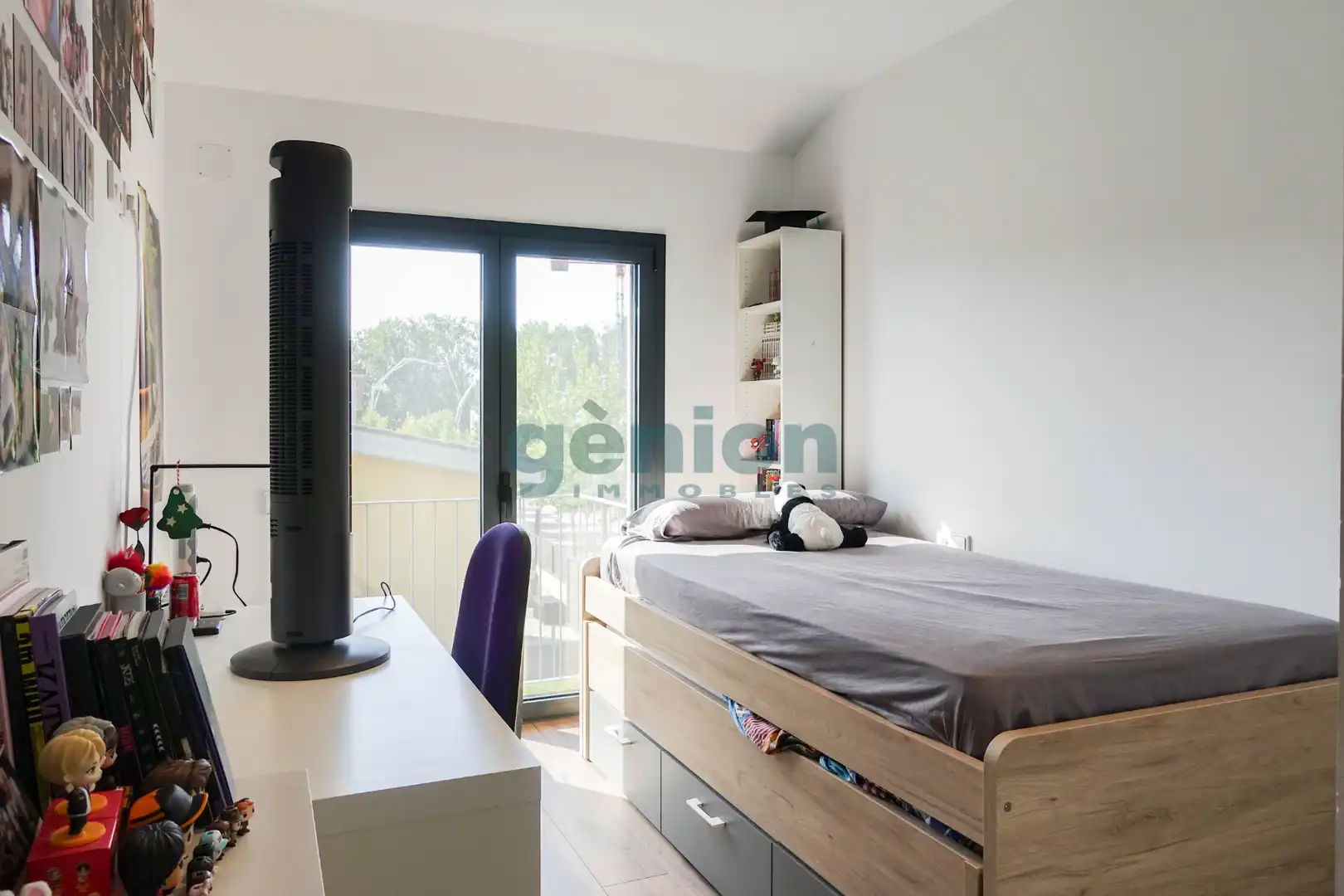 Dormitori de Casa o xalet en venda en Vilablareix amb Calefacció, Jardí privat i Parquet