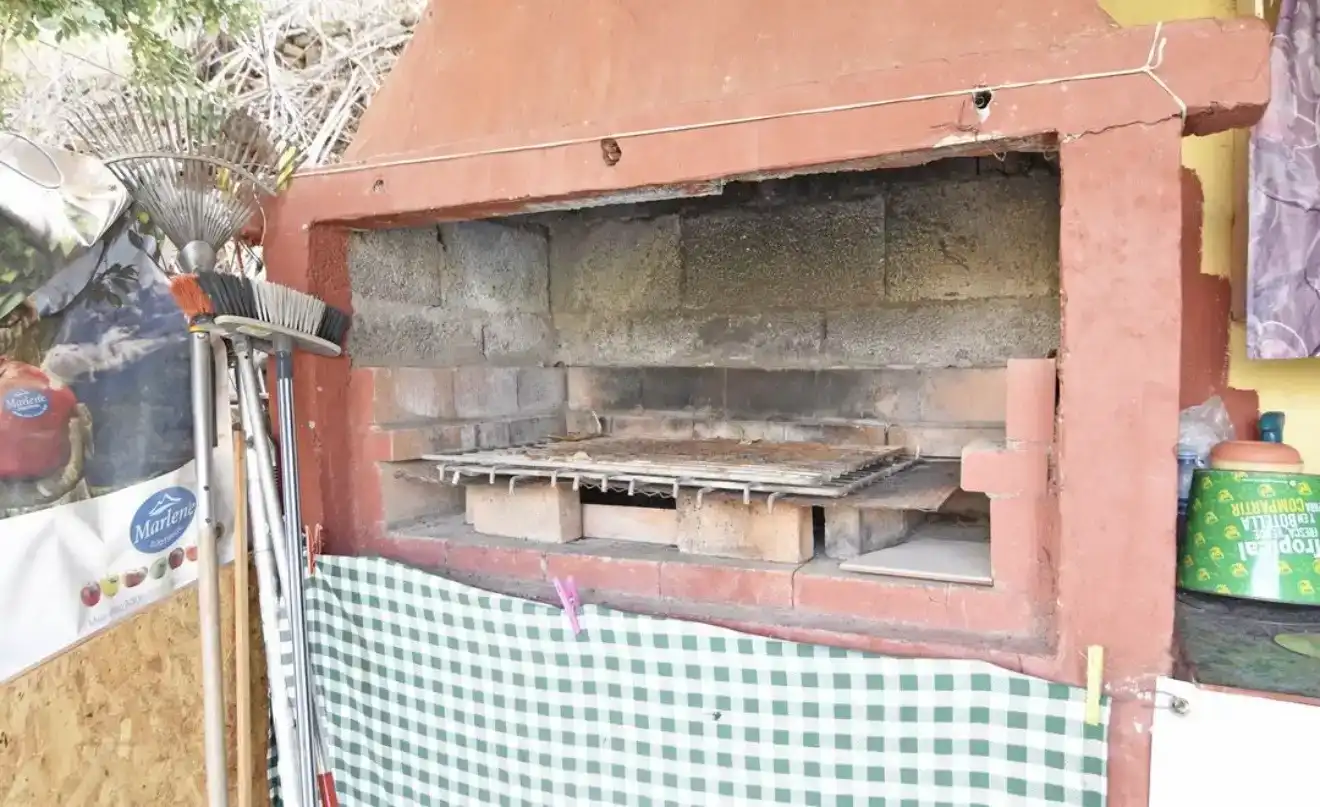 Finca rústica en venta en Telde con Jardín privado, Trastero y Amueblado