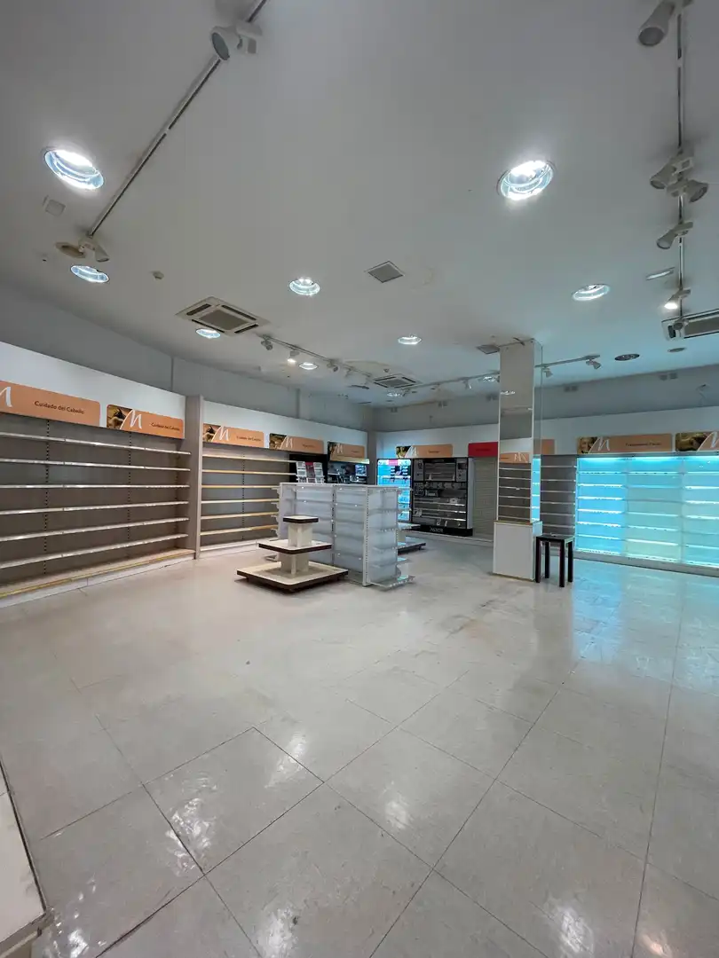 Locale commerciale in affitto a Calle Rey 15, imagen 2
