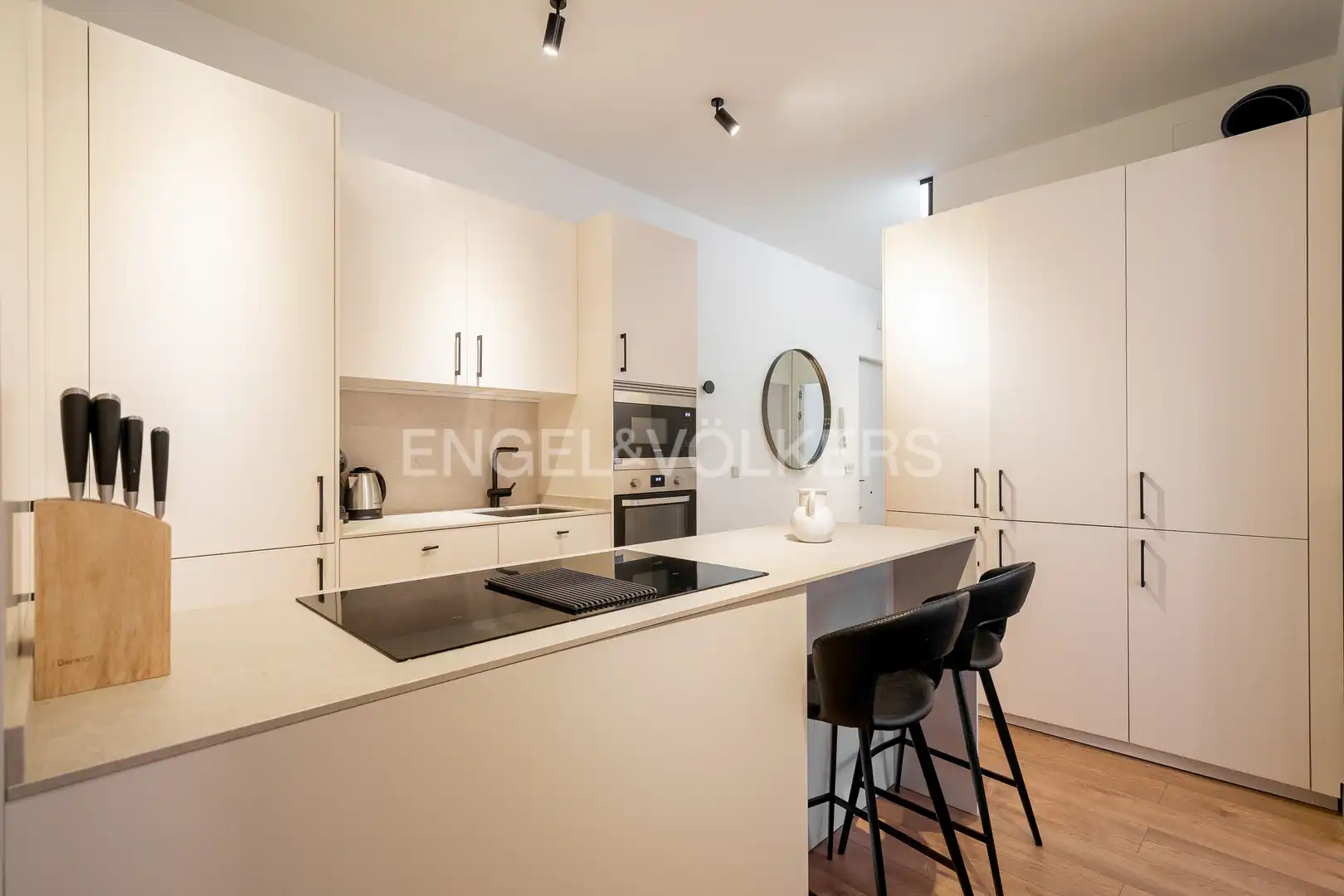Kitchen of Flat for rent in Madrid  with Air Conditioner, Heating and Furnished