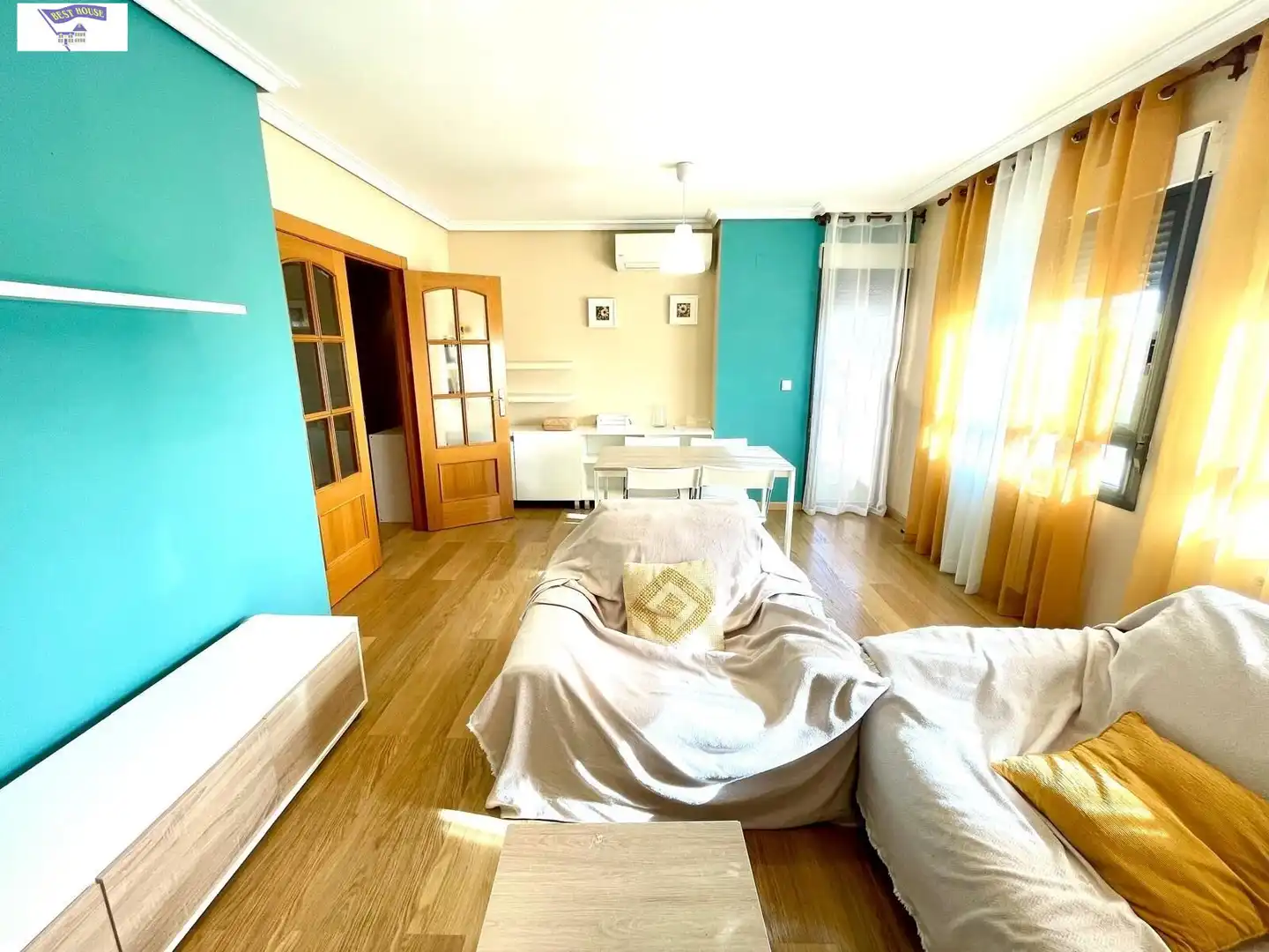 Living room of Flat for rent in Albacete  with Heating, Storage room and Furnished