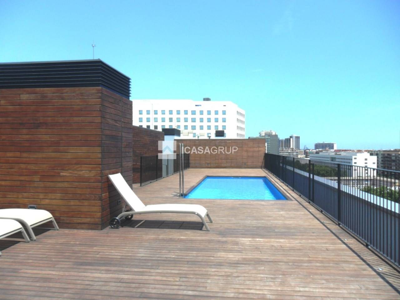 Terrasse von Wohnung zum Verkauf in  Barcelona Capital mit Klimaanlage, Heizung und Parkett