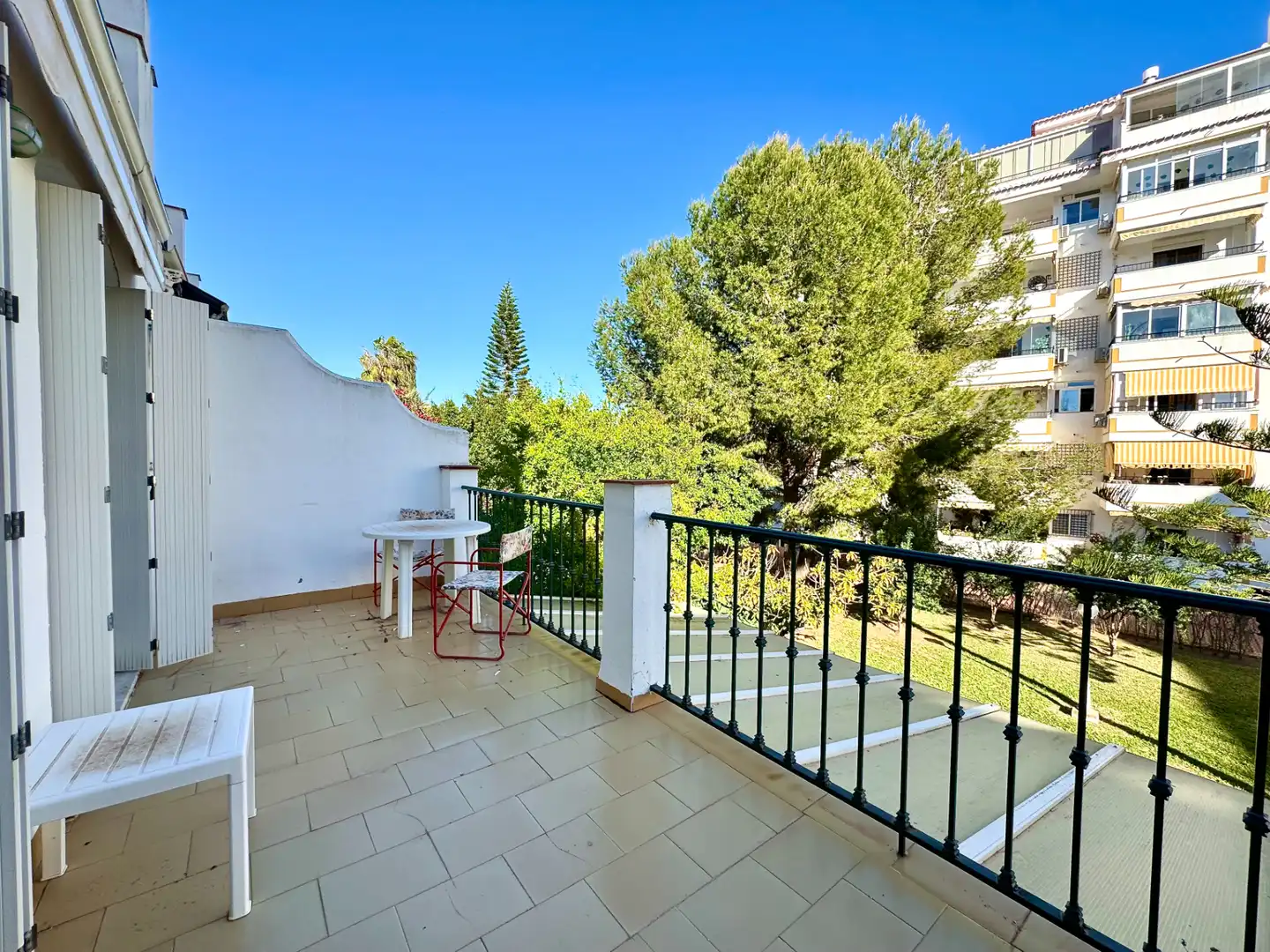 Terrace of Detached homes for sale in Fuengirola  with Air Conditioner, Heating and Private garden