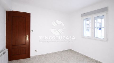 Foto 3 de Piso de alquiler en Calle de José Arcones Gil, Pueblo Nuevo, Madrid Capital