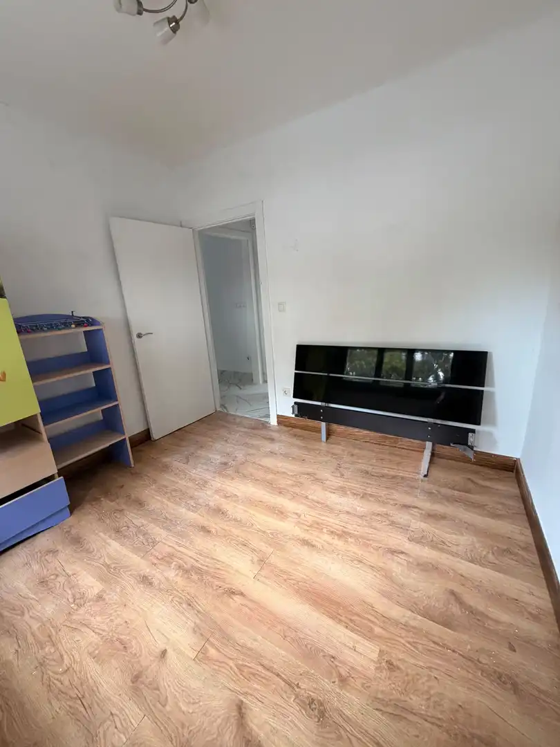 Ground floor for sale in Portugalete  with Heating