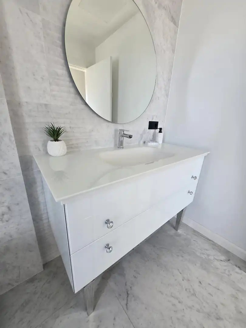 Baño de Casa o chalet de alquiler en Finestrat con Aire acondicionado, Calefacción y Jardín privado
