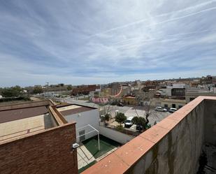 Building for sale in Estadio Castalia