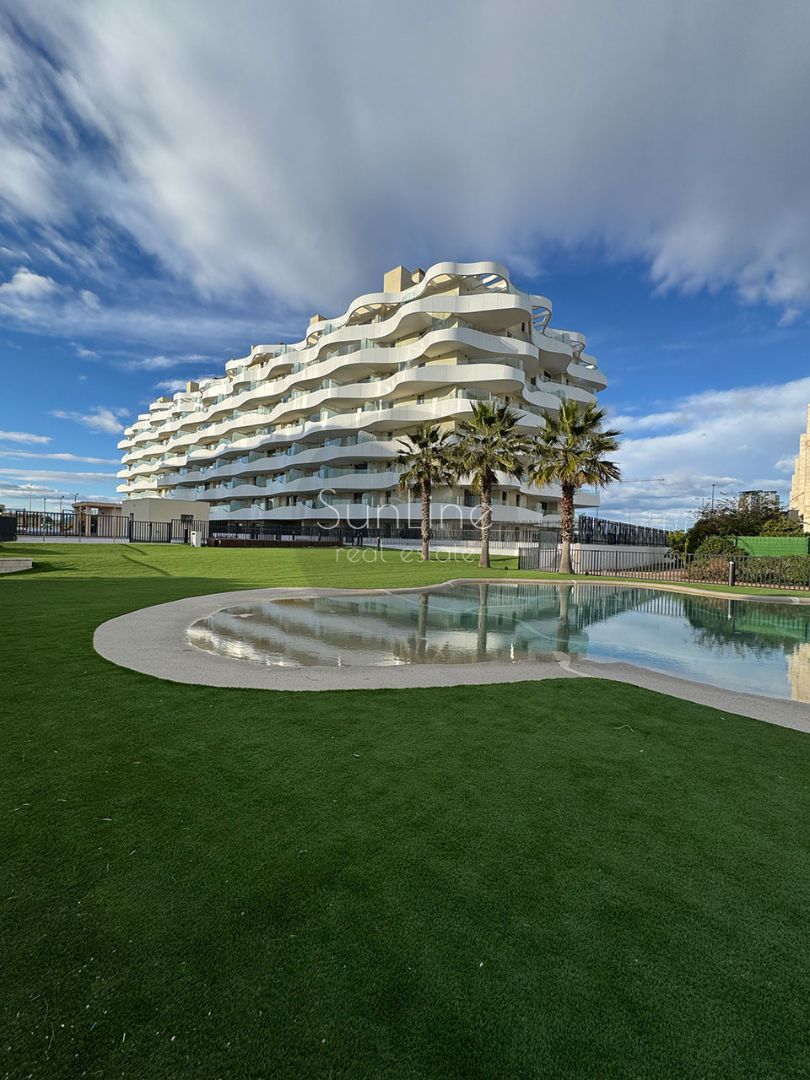Piscina de Pis de lloguer en El Puig de Santa Maria amb Aire condicionat, Terrassa i Traster