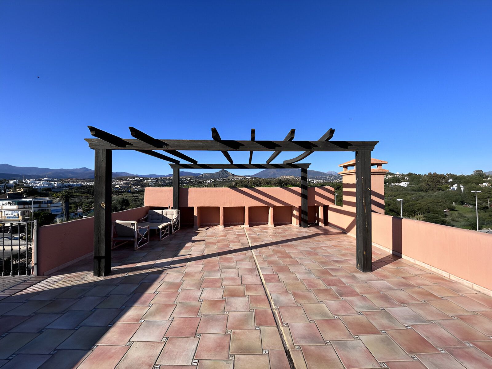 Terrassa de Àtic en venda en Estepona amb Aire condicionat, Terrassa i Piscina