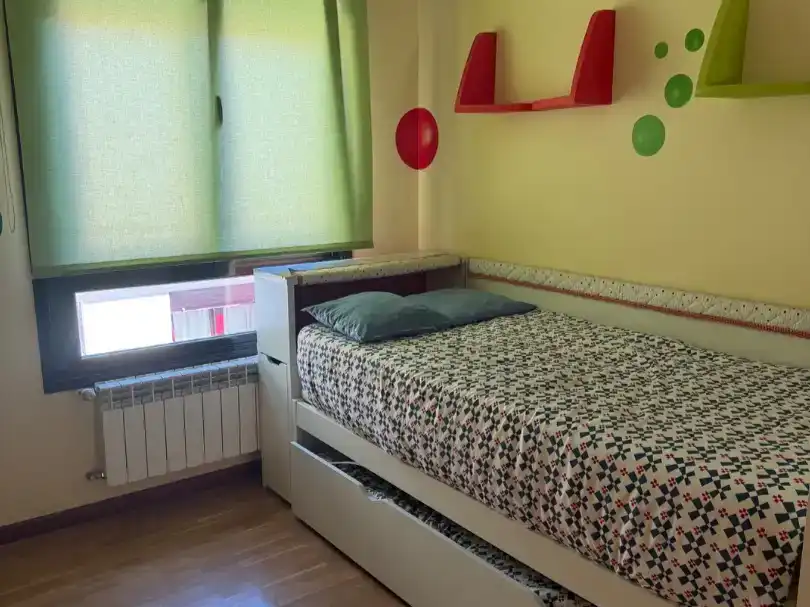 Dormitori de Pis en venda en Siero