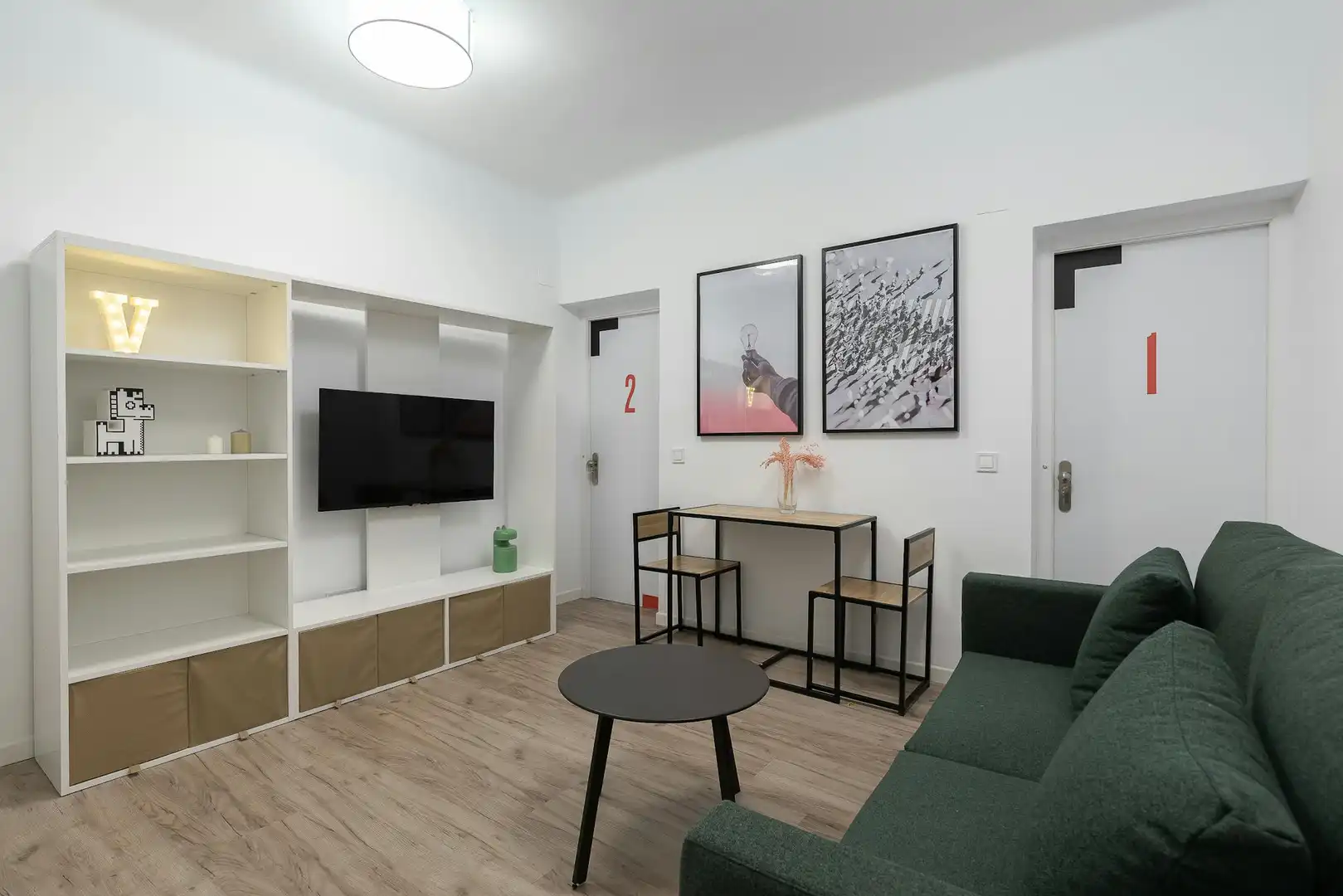 Living room of Flat for rent in Getafe  with Air Conditioner, Heating and Furnished
