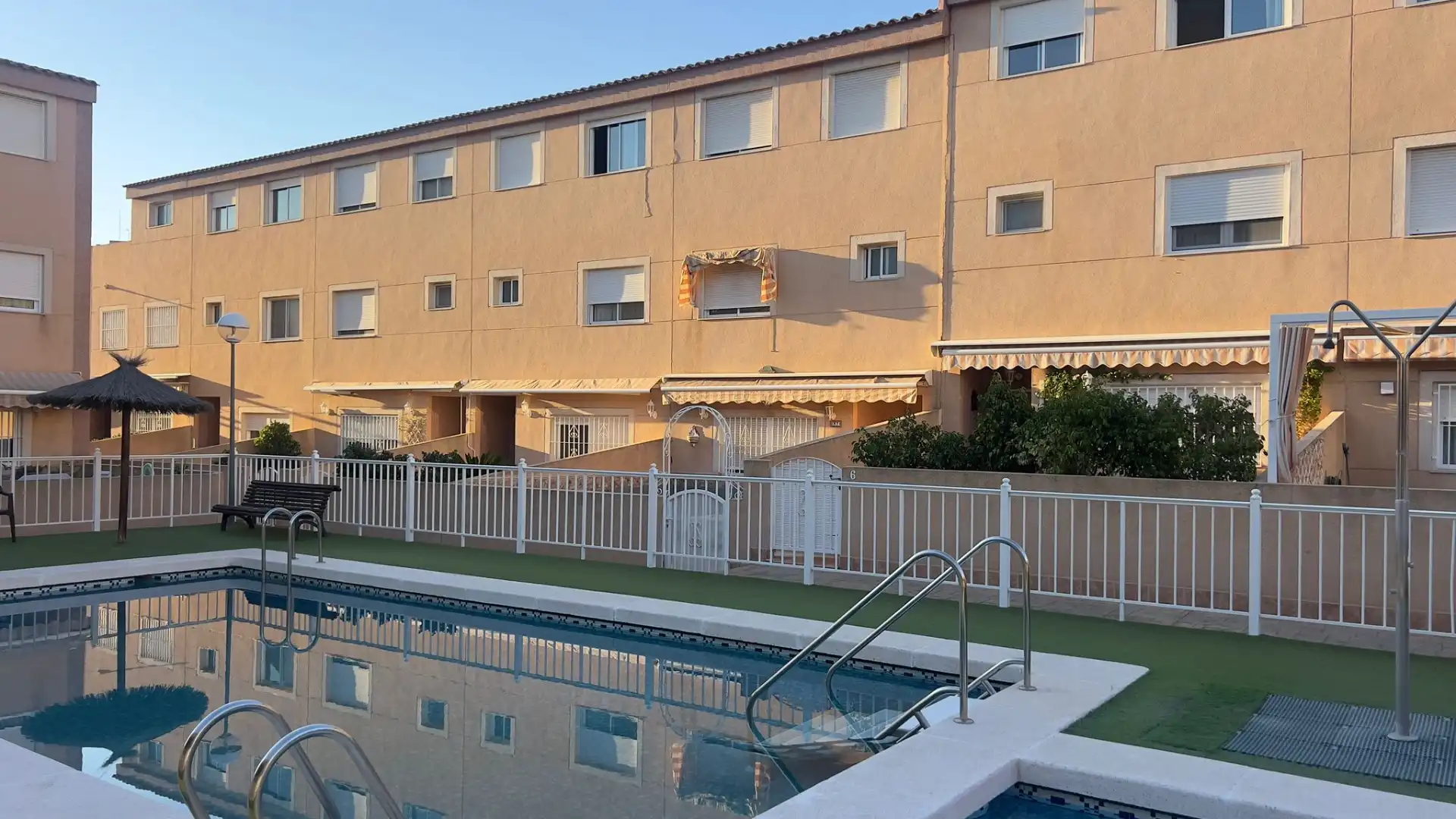 Duplex with pool for sale in Calle Catedrático Eliseo Gómez Serrano, imagen 4
