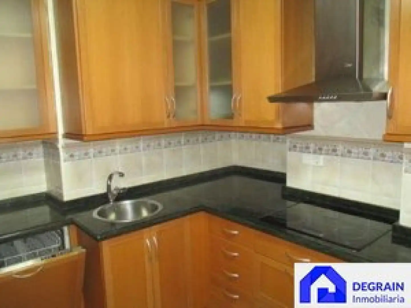 Cuina de Pis en venda en Oviedo  amb Traster