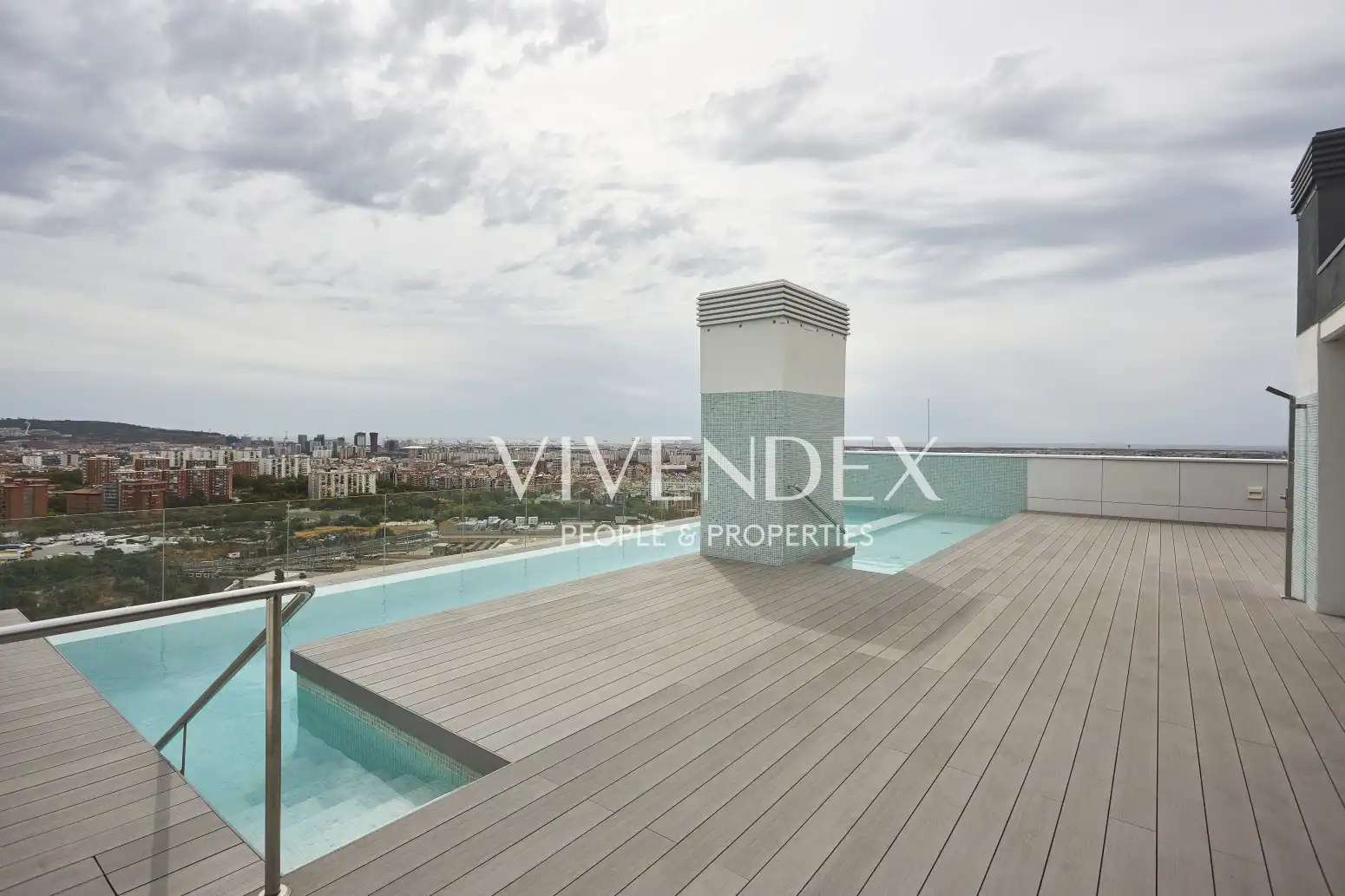 Terrassa de Àtic en venda en L'Hospitalet de Llobregat amb Aire condicionat, Calefacció i Parquet