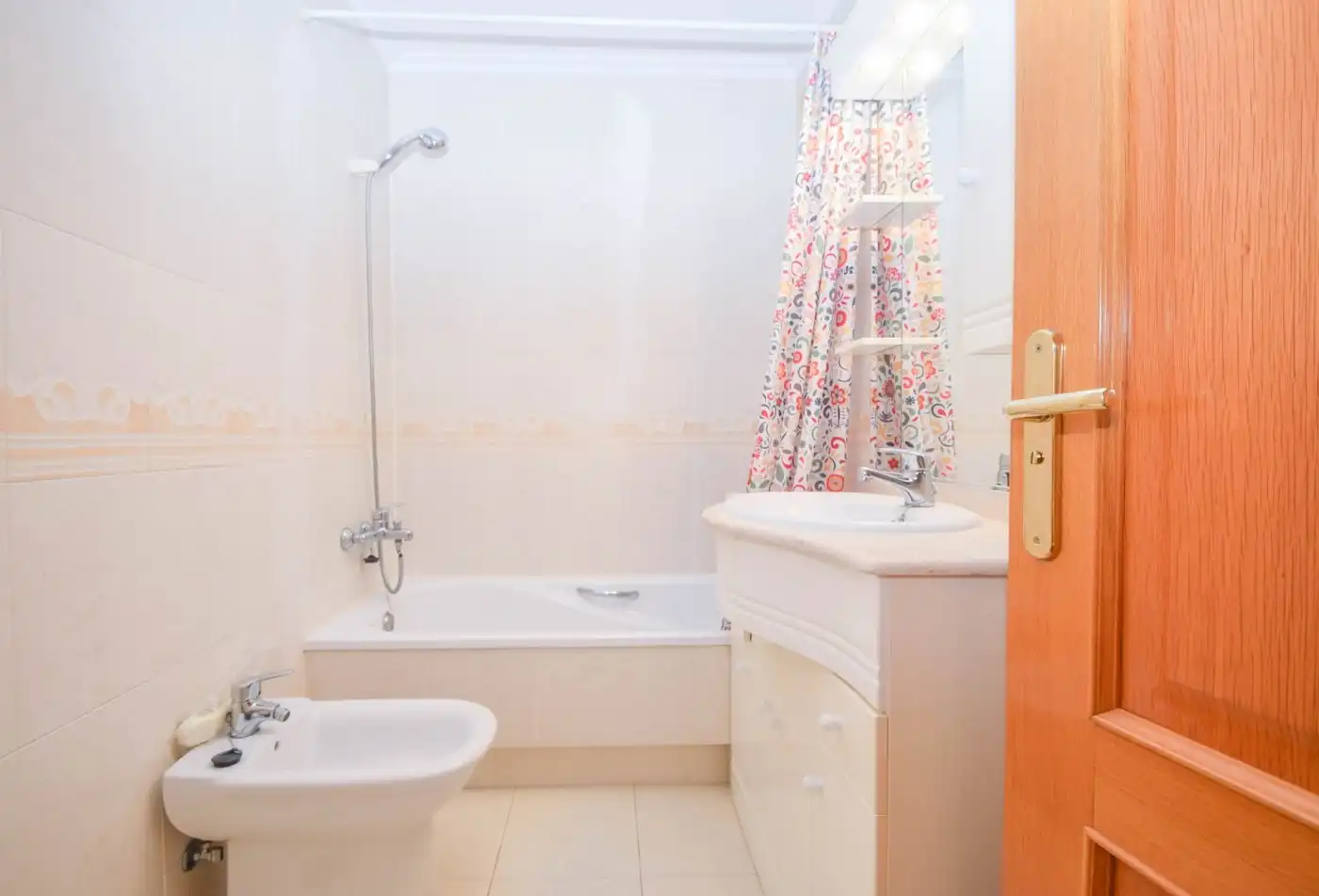 Bathroom of Flat for rent in Portádego - Vilaboa Norte