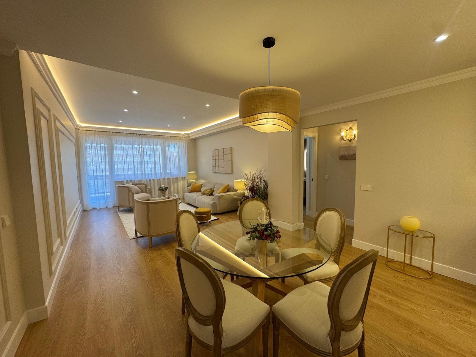 Dining room of Flat to rent in  Madrid Capital  with Air Conditioner, Heating and Terrace