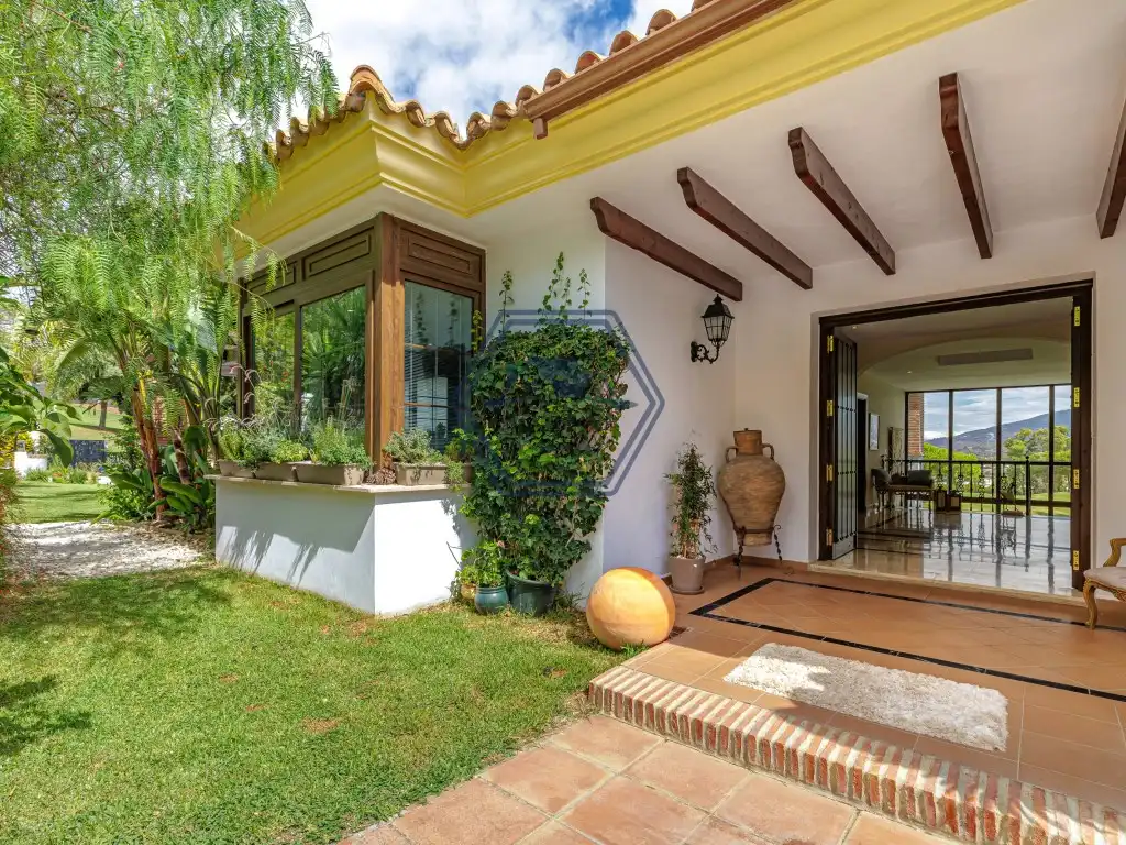Casa con terrazza in vendita a Calle Lago Del-La Cala Golf, imagen 3