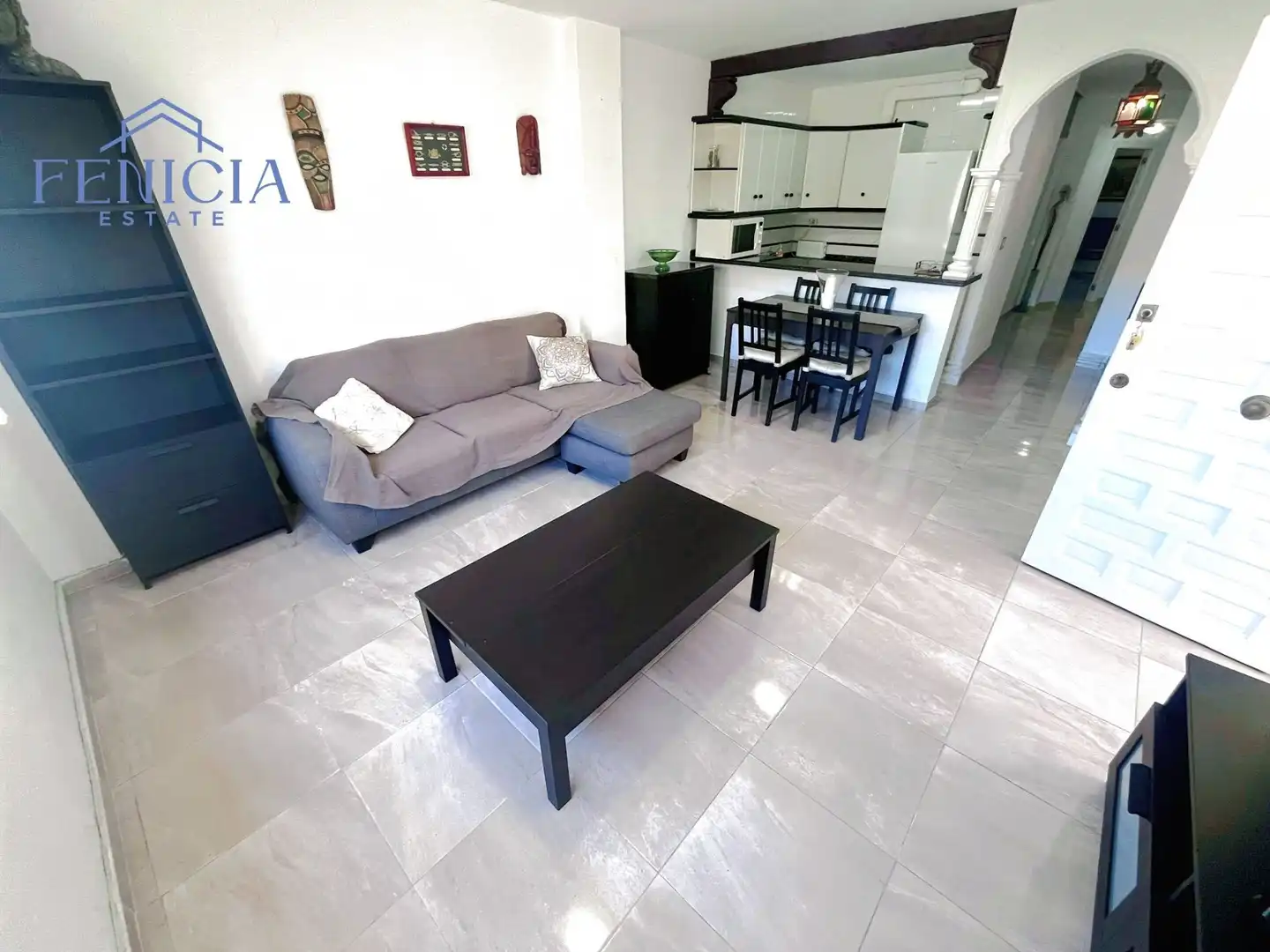 Sala de estar de Piso en venta en Almuñécar con Terraza, Trastero y Piscina comunitaria