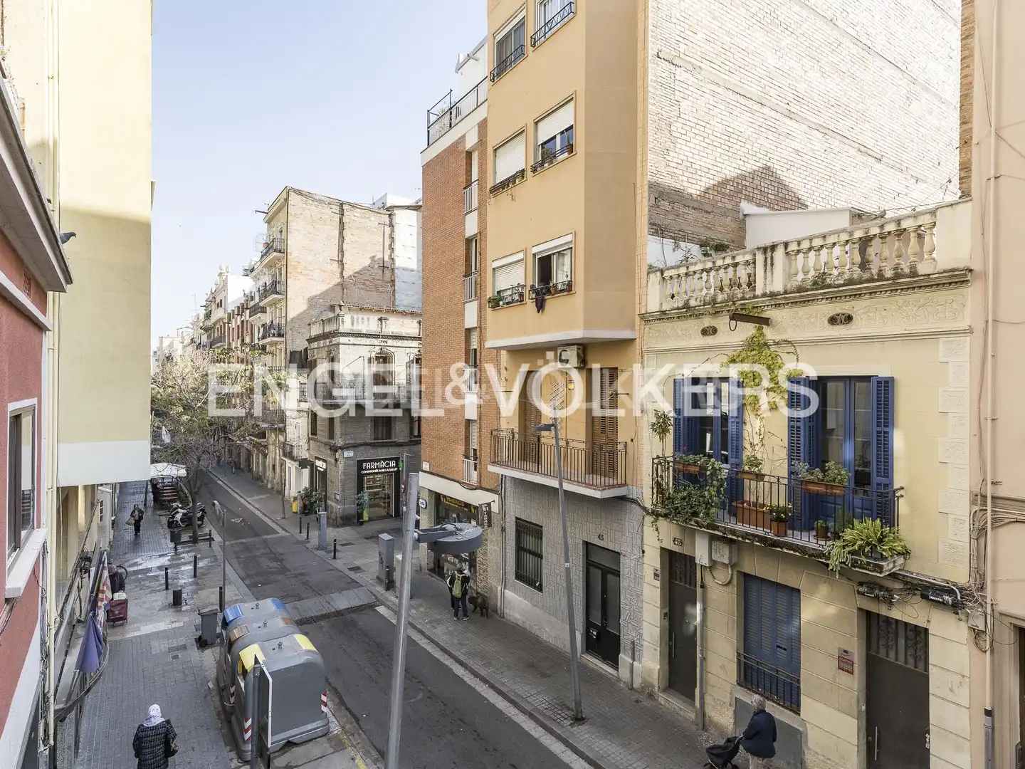 Exterior view of Flat for sale in Barcelona  with Air Conditioner, Heating and Furnished
