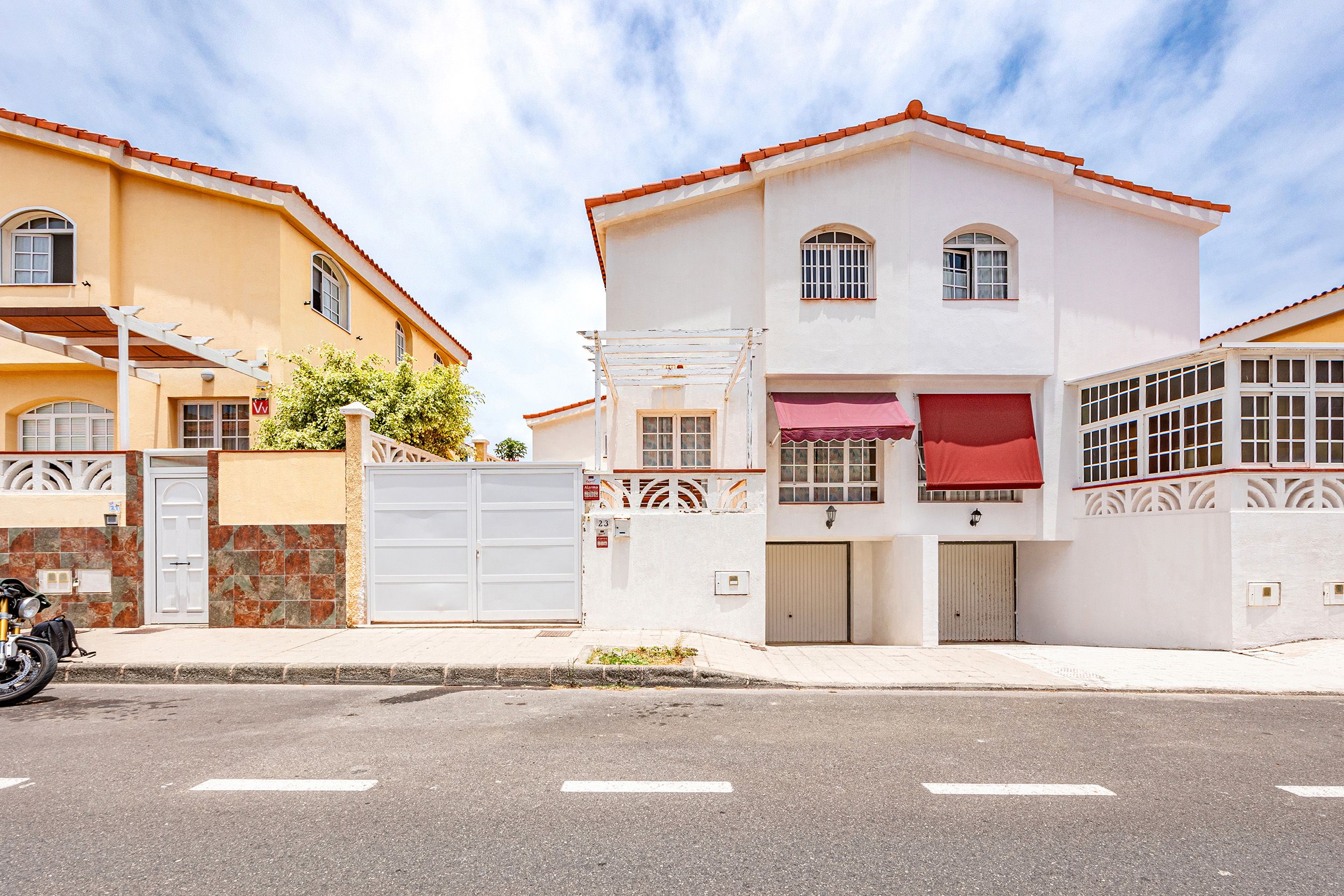 Vista exterior de Casa o xalet en venda en Telde amb Terrassa i Traster