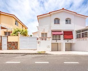 Vista exterior de Casa o xalet en venda en Telde amb Terrassa i Traster