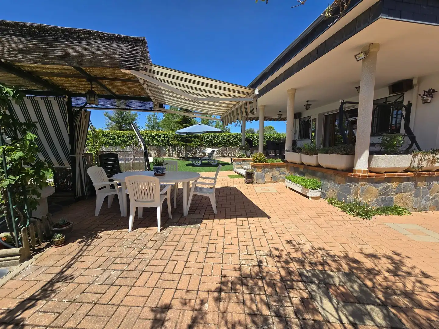 House with pool for sale in Eurovillas, imagen 2
