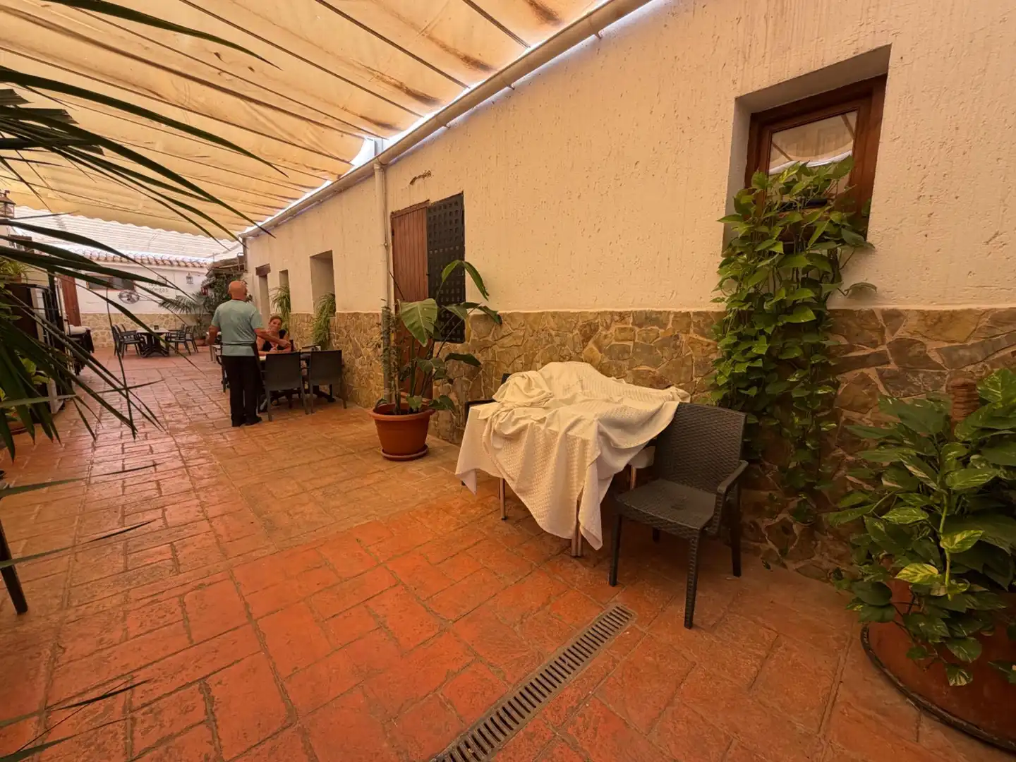 Houses for sale in Chulilla  with Air Conditioner, Heating and Terrace