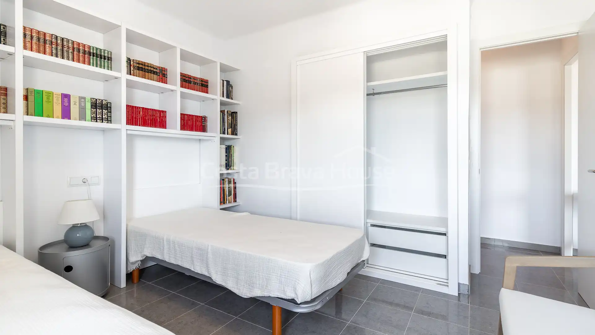 Habitación de Apartamento en venta en Palamós con Terraza, Trastero y Horno