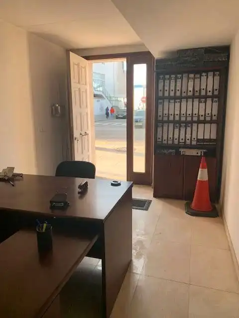 Oficina de alquiler en Cambados con Amueblado