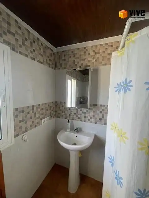 Baño de Finca rústica en venta en La Puebla del Río, Sevilla