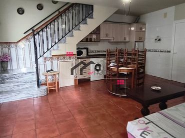 House for sale in Zarza la Mayor