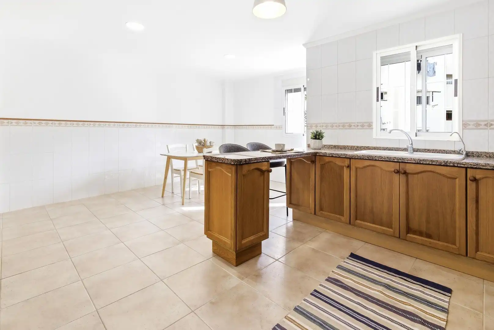 Cocina de Casa adosada en venta en Xàtiva con Aire acondicionado, Terraza y Trastero