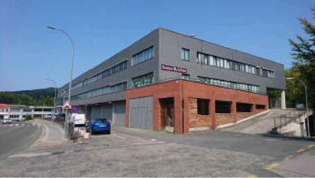 Nave industrial en Venta en C/ Estaziñoa en Lemoa