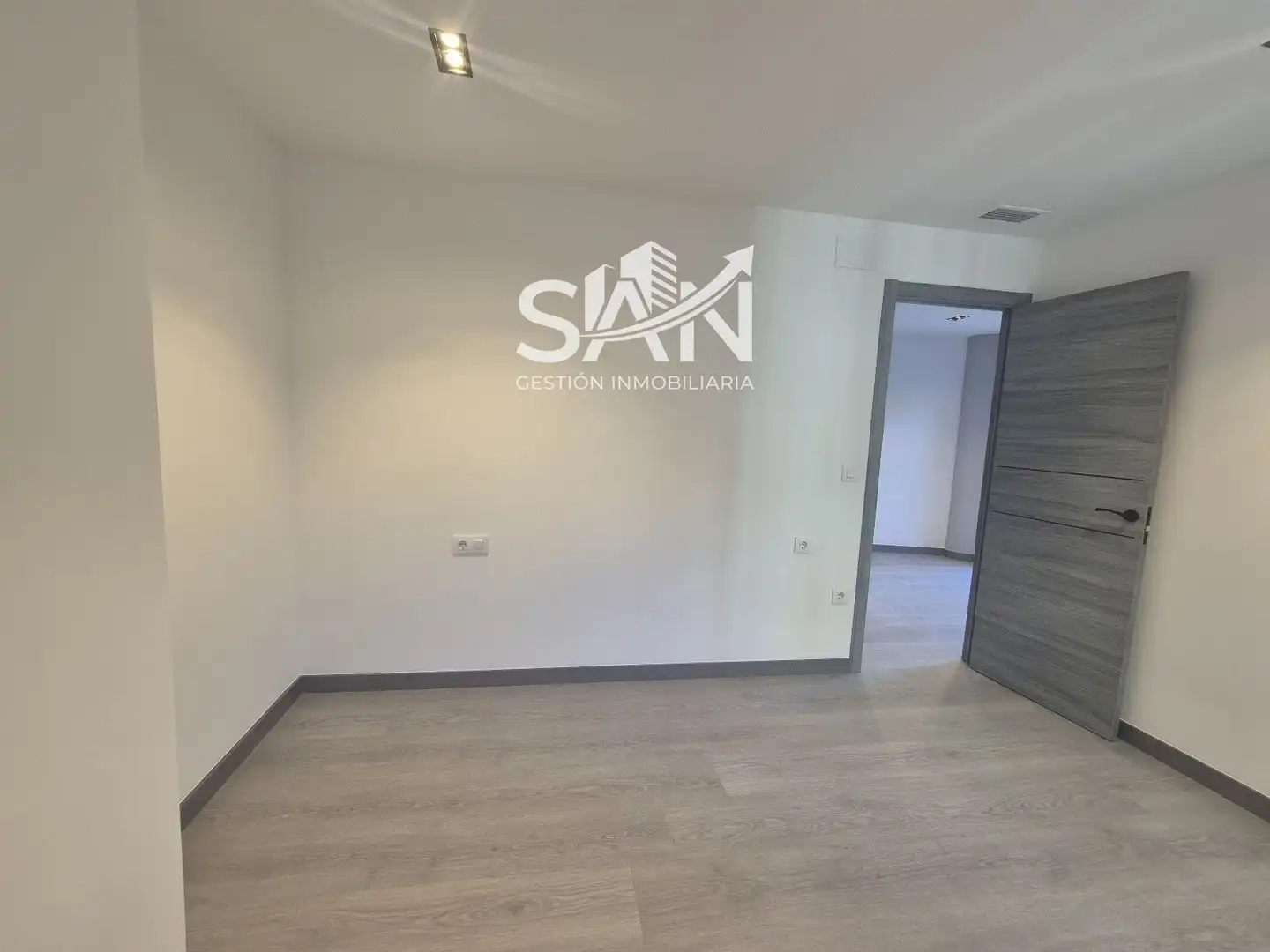 Penthouse with terrace for sale in Torrero-La Paz, imagen 16