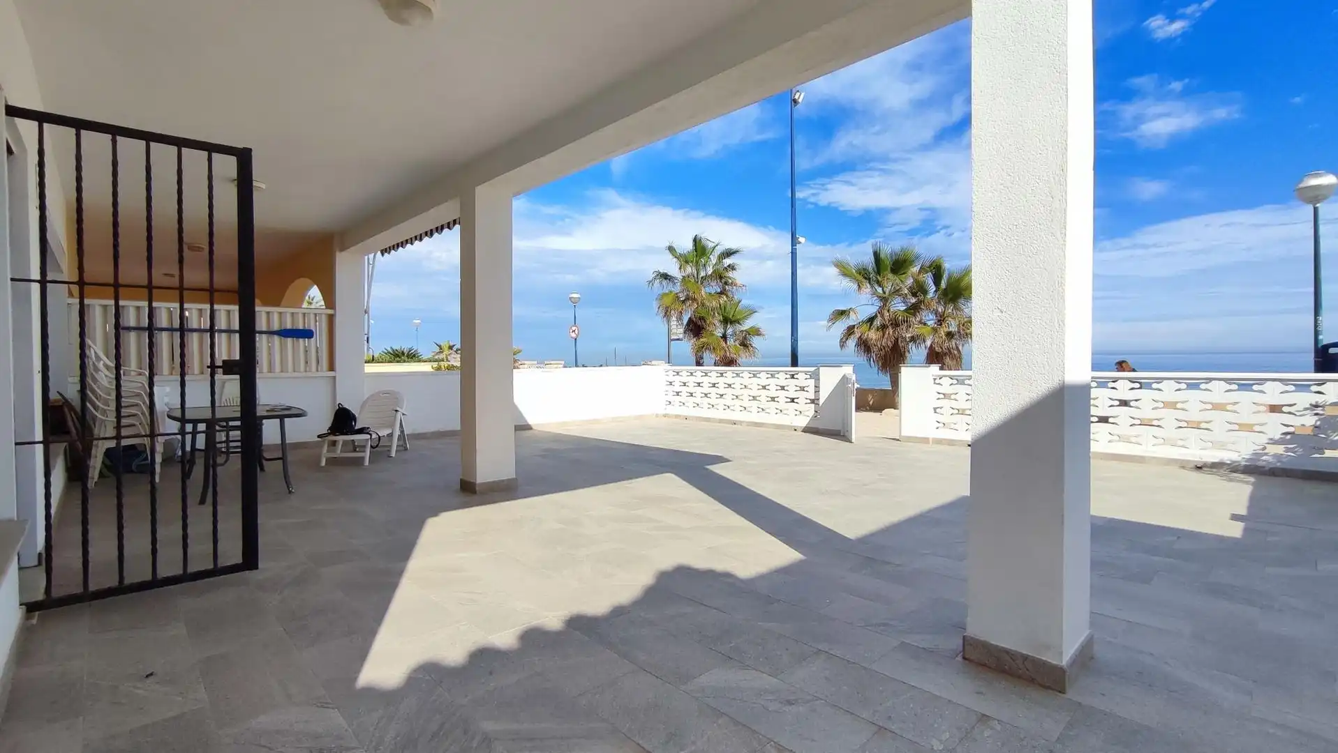 Terrace of Houses for sale in Miramar  with Air Conditioner and Terrace