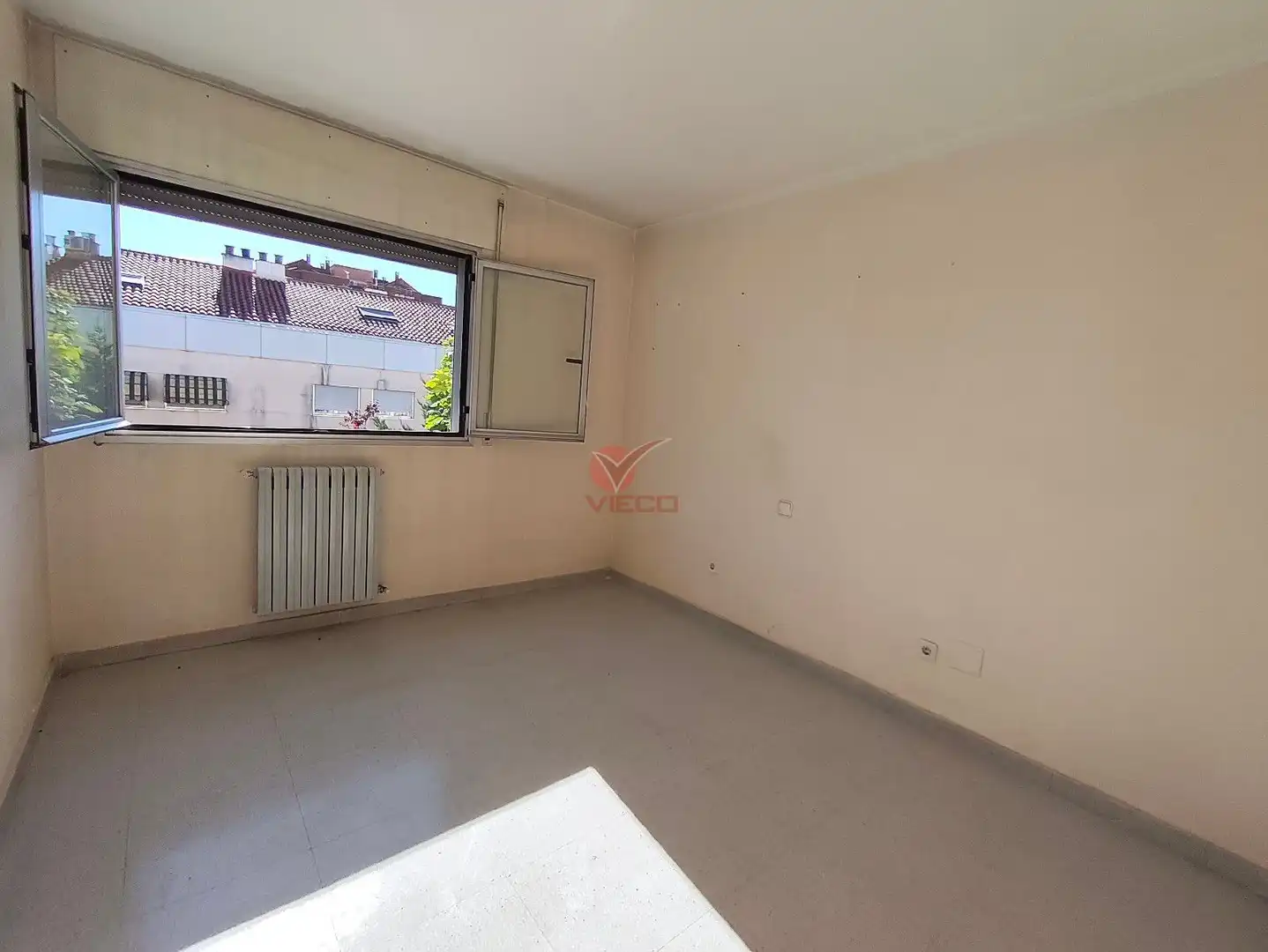 Dormitori de Casa o xalet en venda en Cuenca amb Calefacció