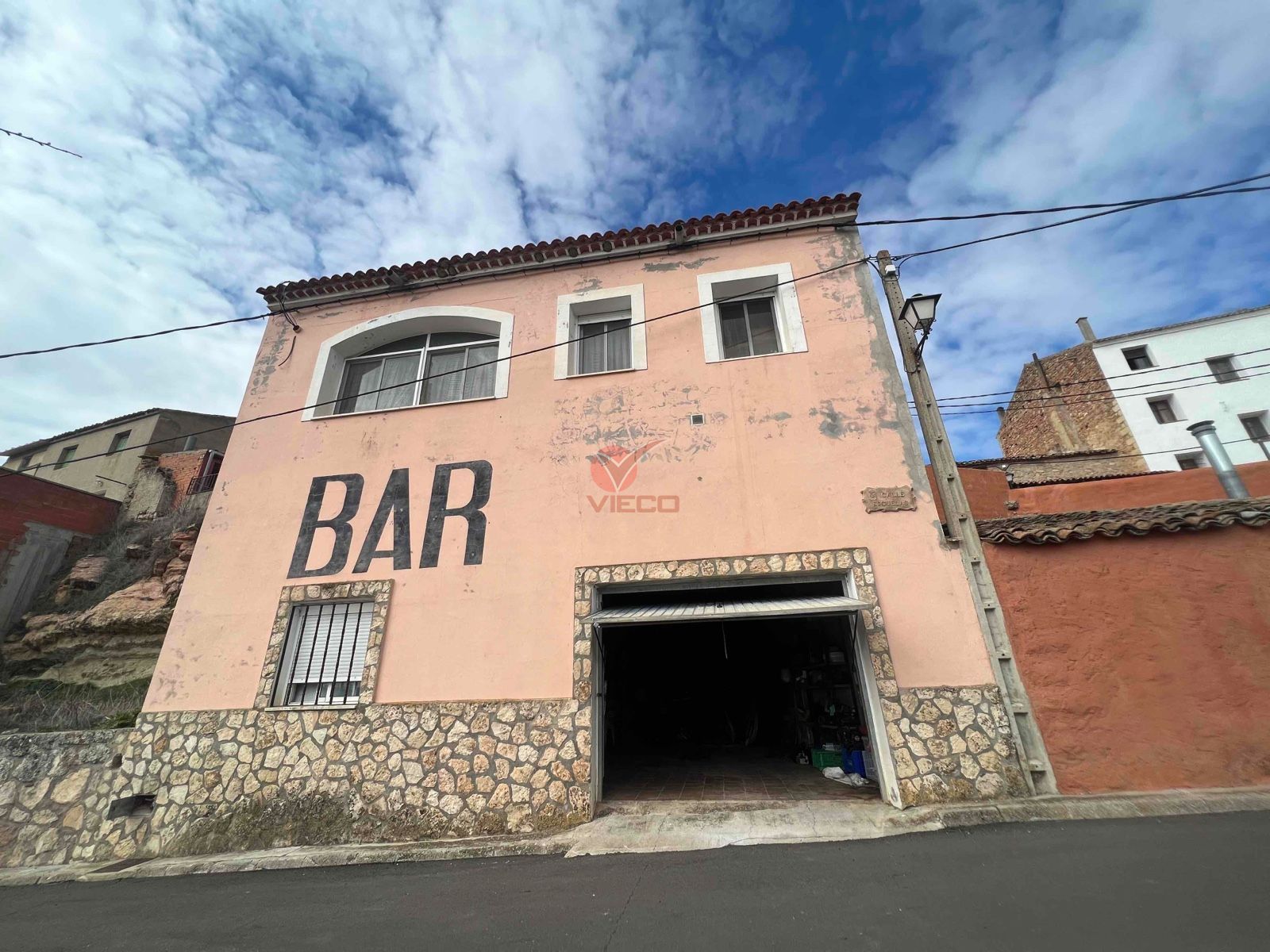 Vista exterior de Local en venta en Monteagudo de las Salinas