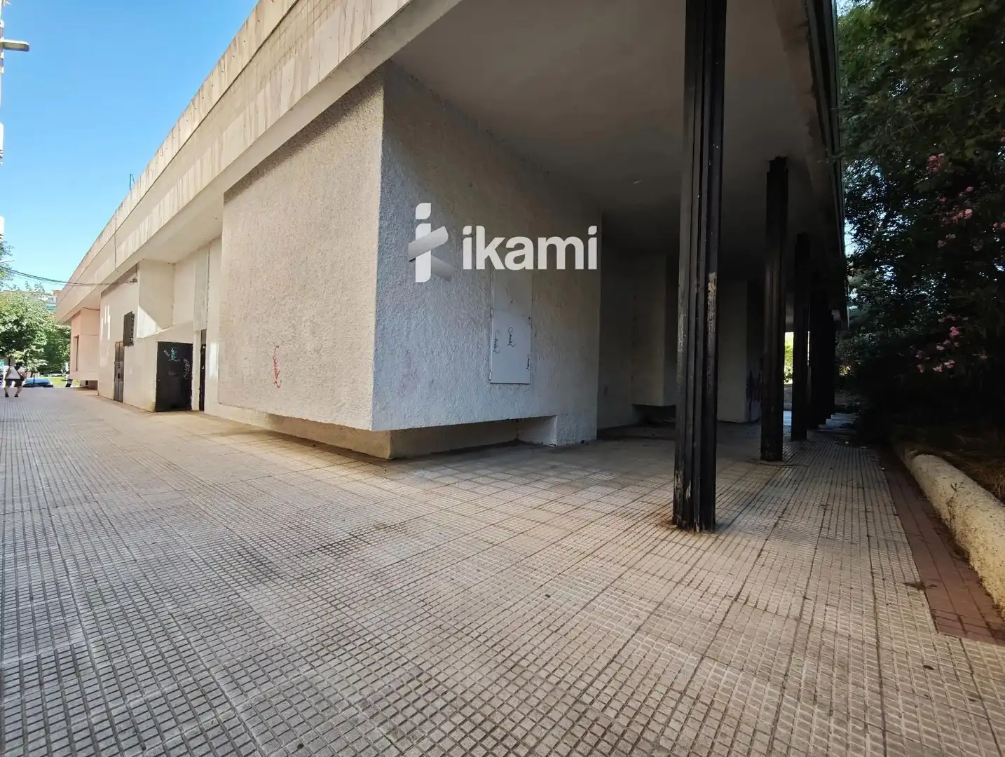 Außenansicht von Gebäude zum Verkauf in Alcorcón