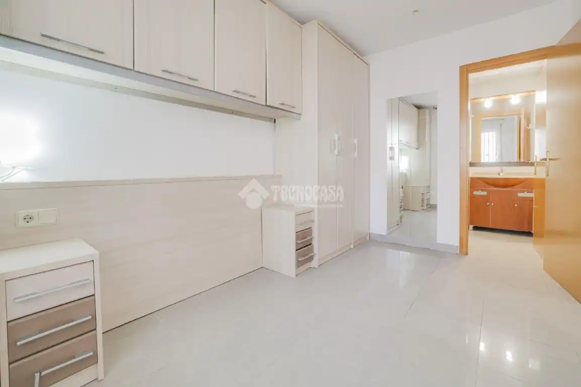 Habitación de Piso en venta en Rubí con Calefacción