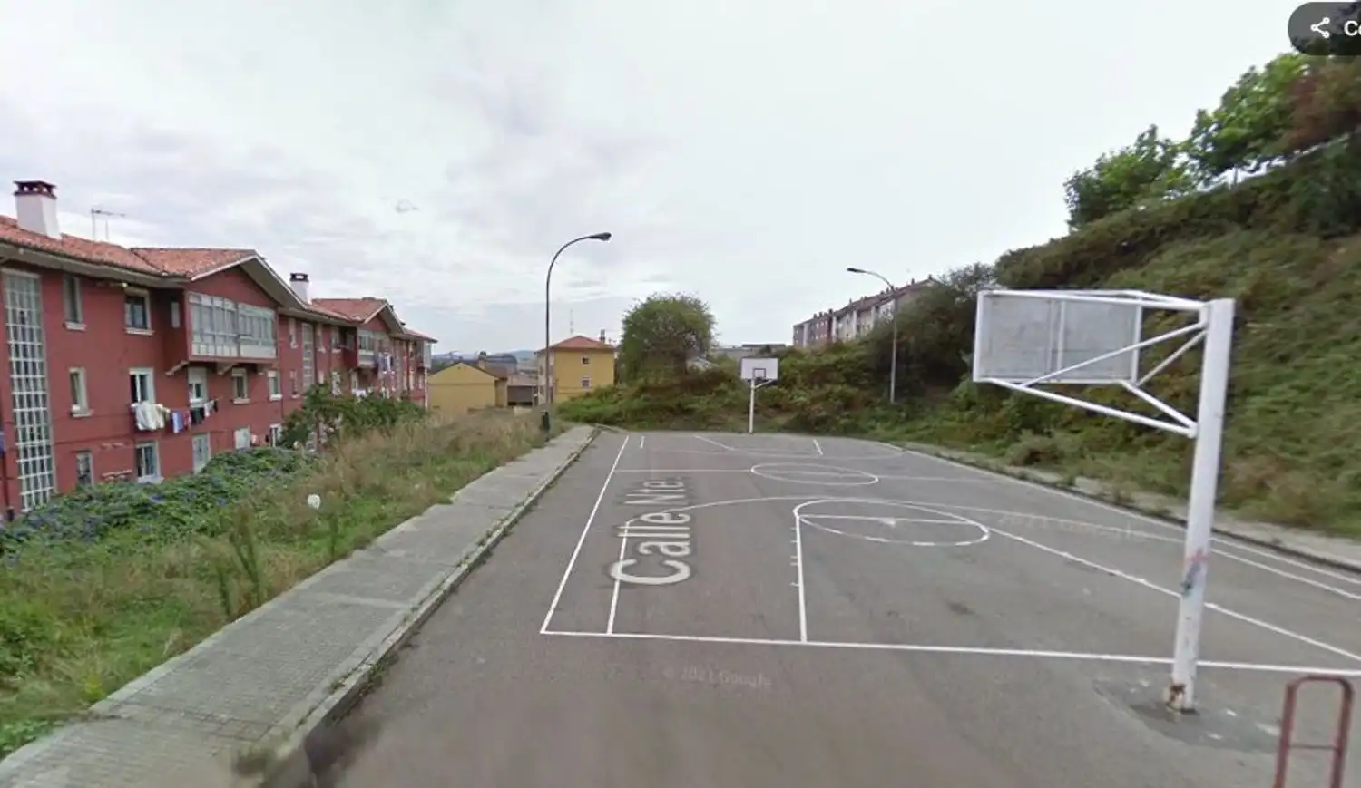 Vista exterior de Piso en venta en Avilés con Trastero